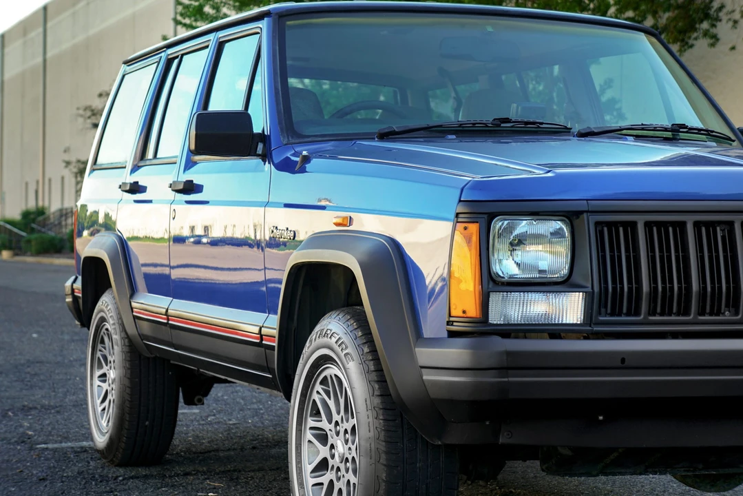 1995 Jeep XJ Cherokee - Image 17 of 31