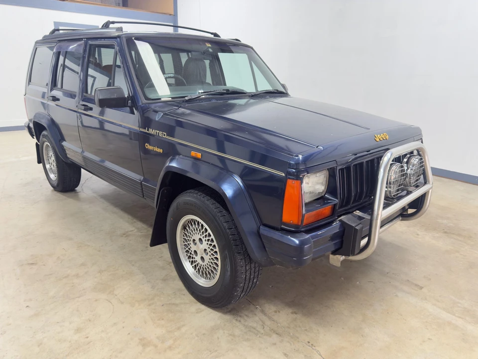 1995 Jeep XJ Cherokee - Image 3 of 31