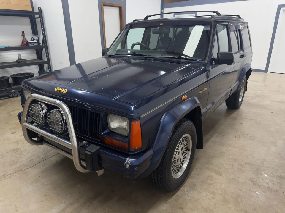1995 Jeep XJ Cherokee - Image 6 of 31