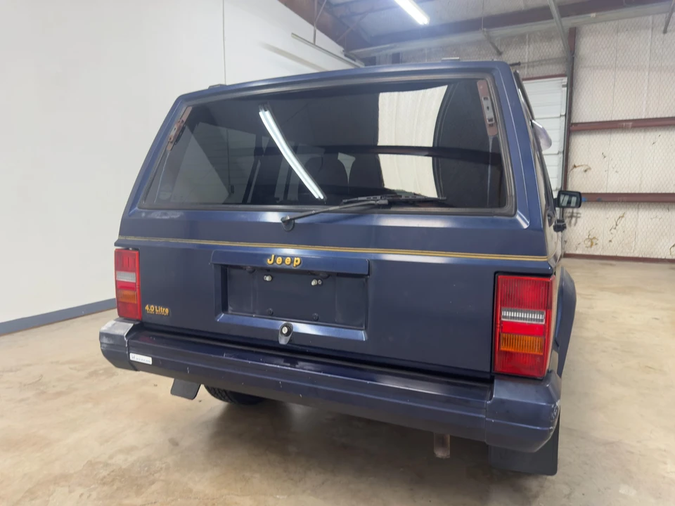 1995 Jeep XJ Cherokee - Image 13 of 31