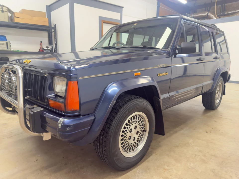 1995 Jeep XJ Cherokee - Image 26 of 31