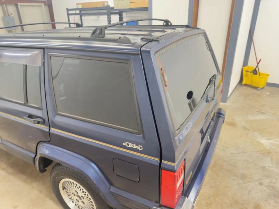 1995 Jeep XJ Cherokee - Image 30 of 31