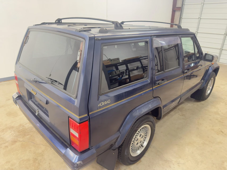 1995 Jeep XJ Cherokee - Image 16 of 31