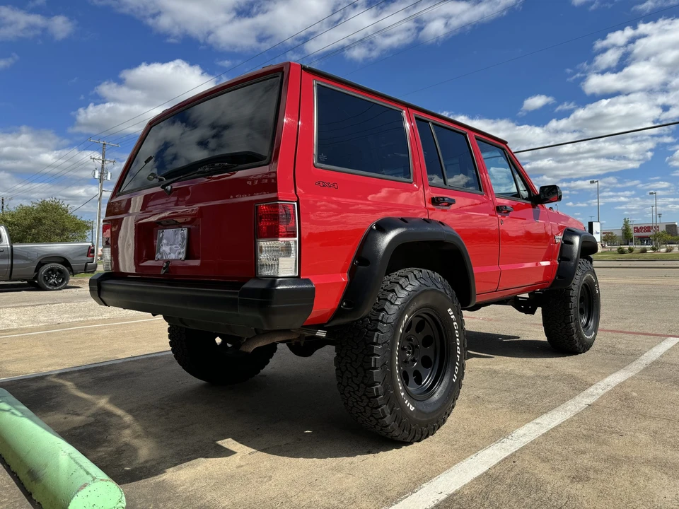 1995 Jeep XJ Cherokee - Image 15 of 31