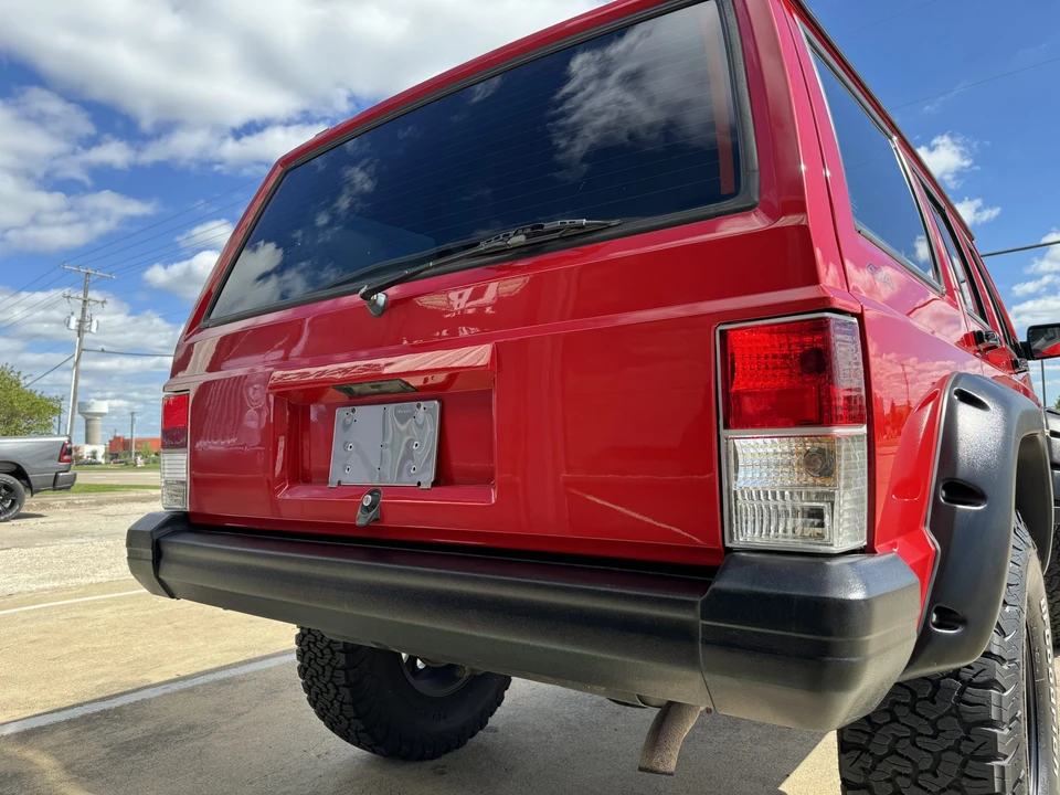 1995 Jeep XJ Cherokee - Image 25 of 31