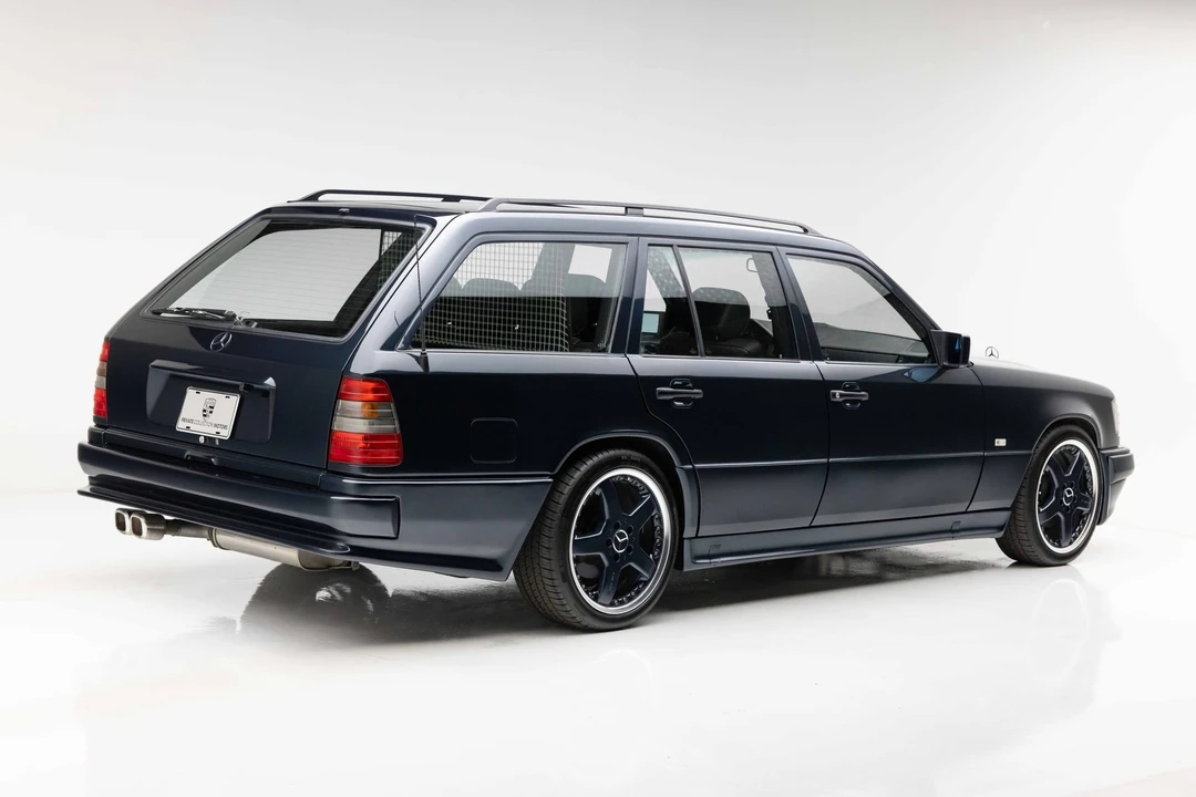 1995 Mercedes-Benz W124 E-Class - Image 9 of 31