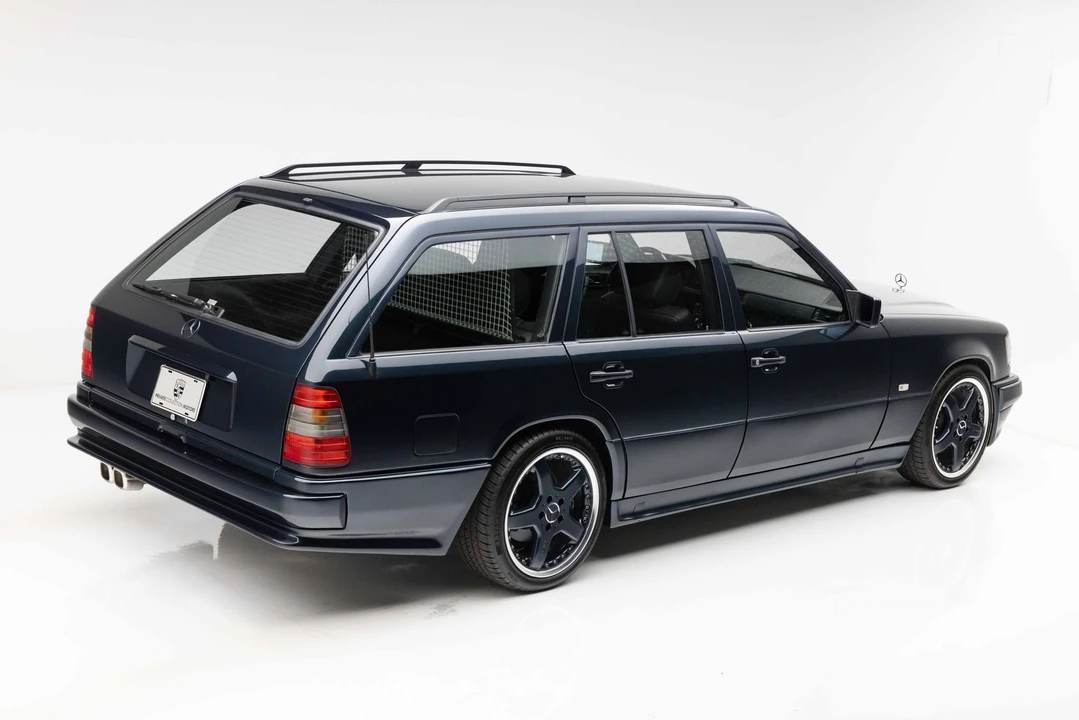 1995 Mercedes-Benz W124 E-Class - Image 8 of 31