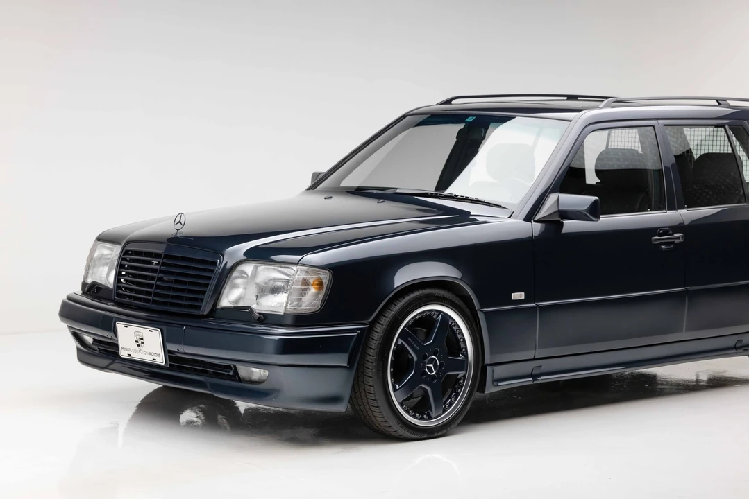 1995 Mercedes-Benz W124 E-Class - Image 14 of 31