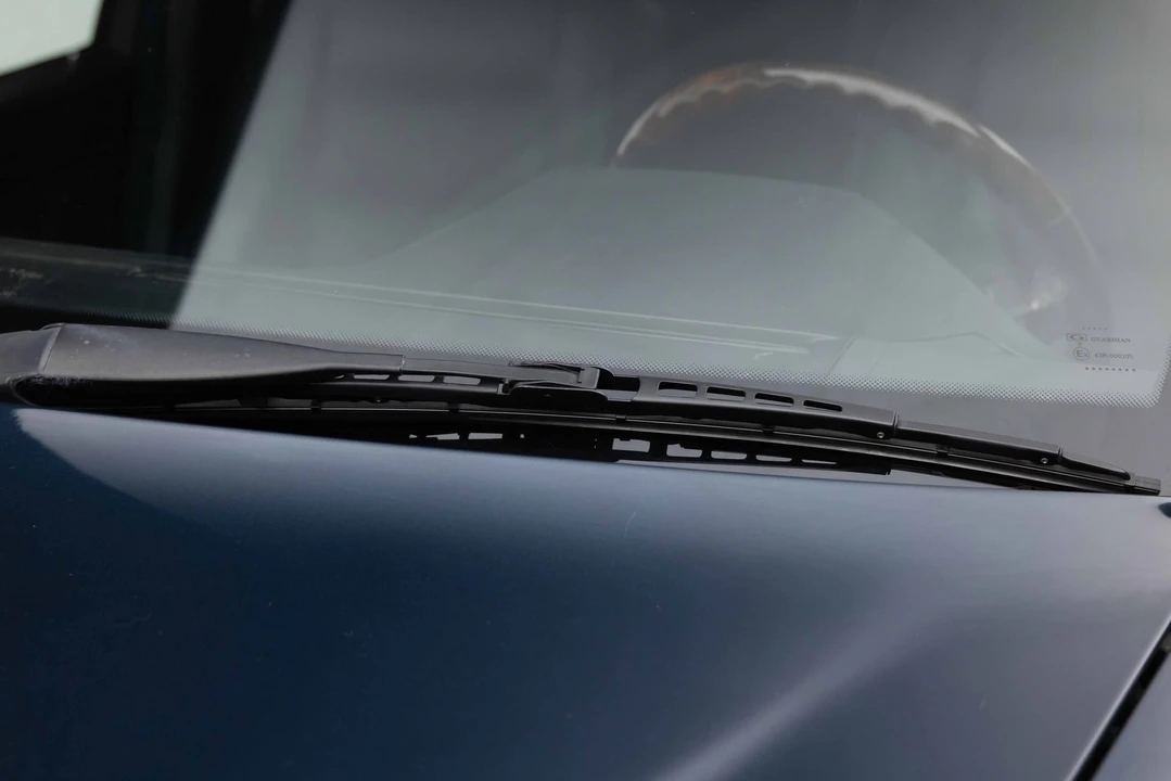 1995 Mercedes-Benz W124 E-Class - Image 26 of 31