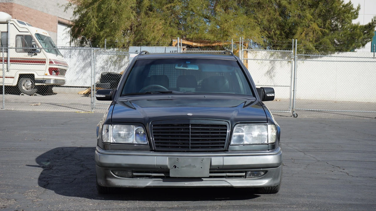 1995 Mercedes-Benz W124 E-Class - Image 4 of 31