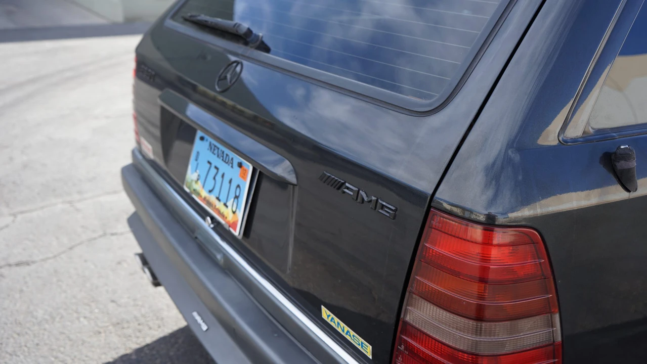 1995 Mercedes-Benz W124 E-Class - Image 21 of 31