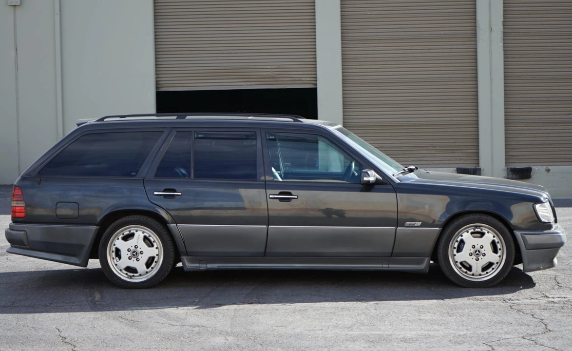 1995 Mercedes-Benz W124 E-Class - Image 8 of 31