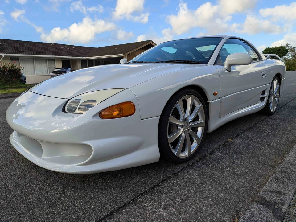 1995 Mitsubishi 3000GT Series 2 - Image 2 of 31