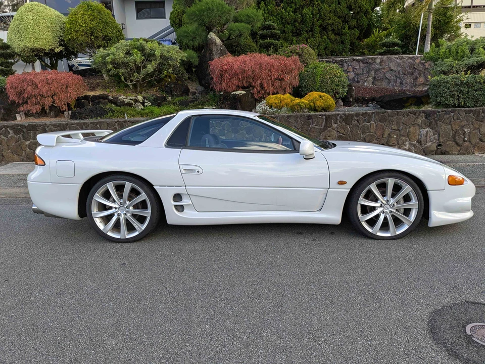 1995 Mitsubishi 3000GT Series 2 - Image 3 of 31