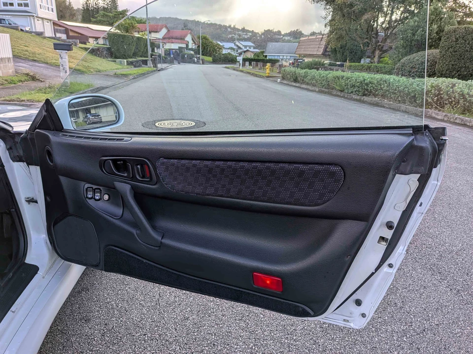 1995 Mitsubishi 3000GT Series 2 - Image 28 of 31