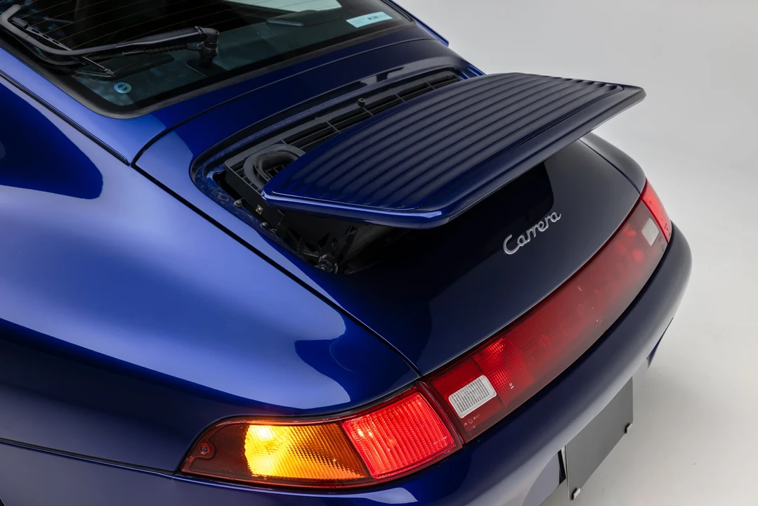 1995 Porsche 993 Carrera - Image 28 of 31