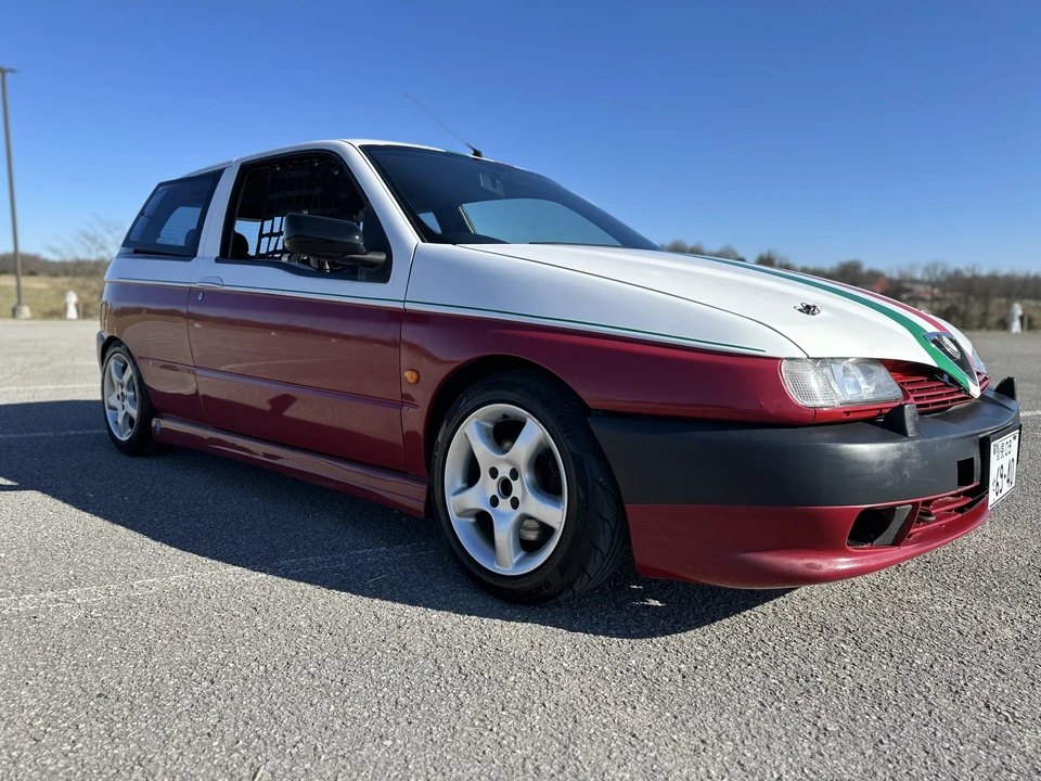 1997 Alfa Romeo 145 Quadrifoglio - Image 26 of 31