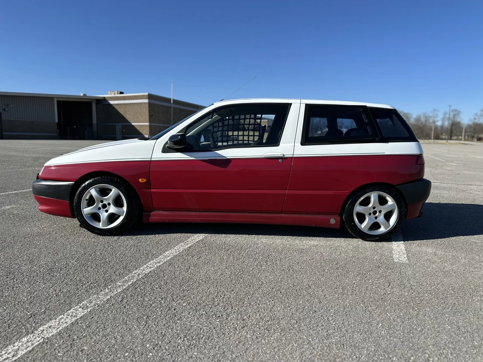 1997 Alfa Romeo 145 Quadrifoglio - Image 7 of 31