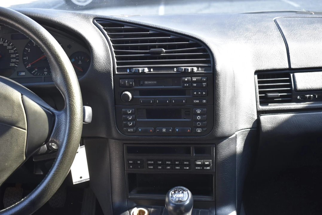 1998 BMW E36 M3 - Image 28 of 31