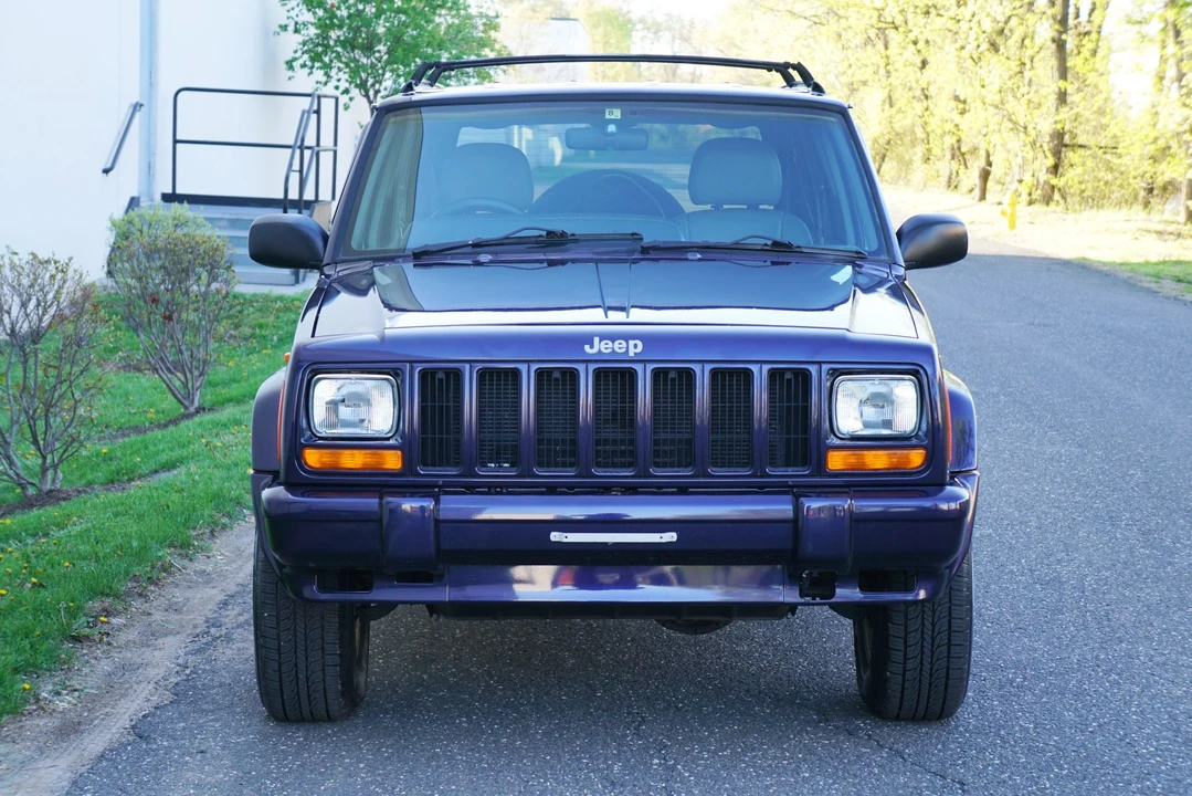 1998 Jeep XJ Cherokee - Image 9 of 31