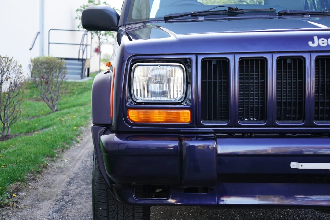 1998 Jeep XJ Cherokee - Image 15 of 31