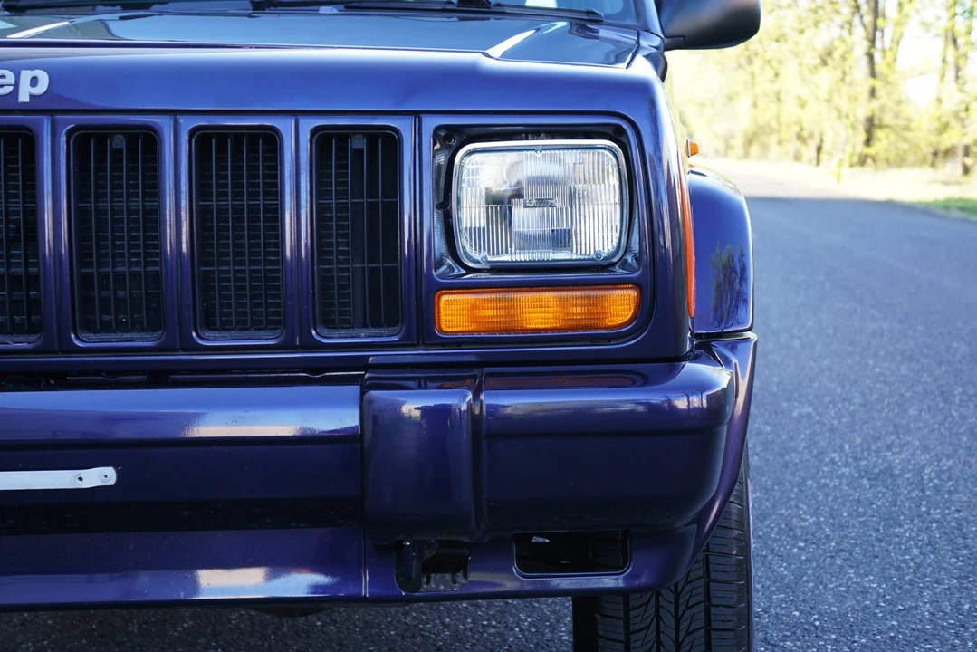 1998 Jeep XJ Cherokee - Image 16 of 31
