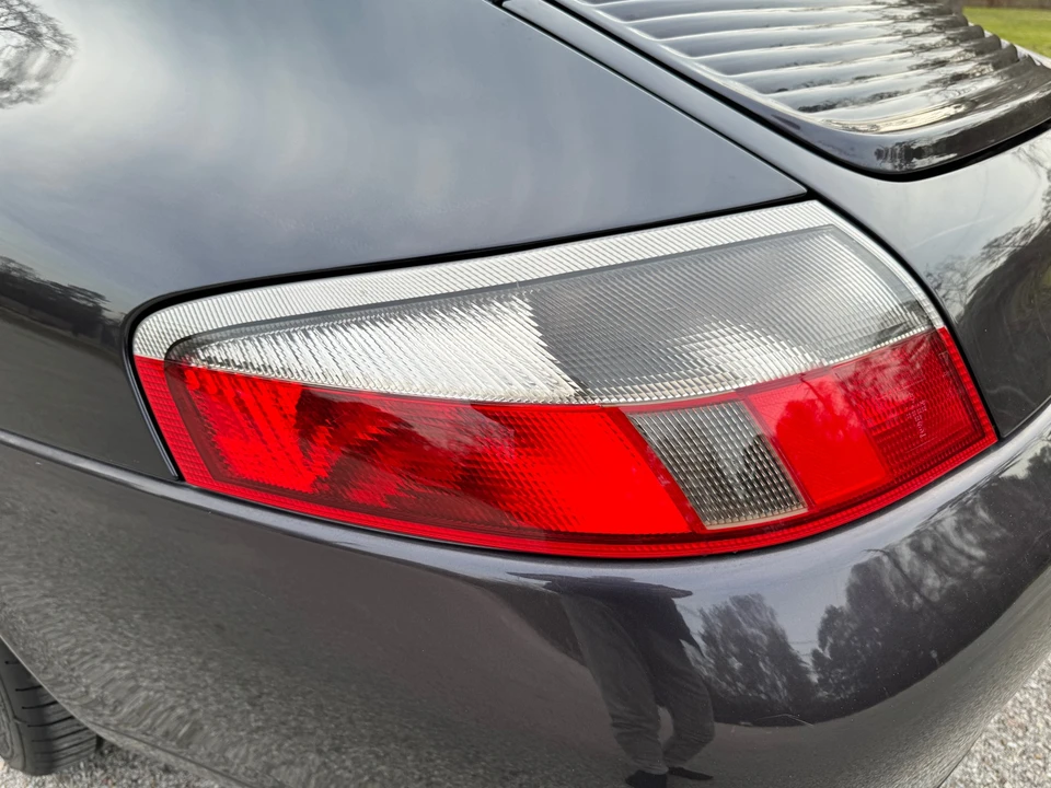1998 Porsche 996 Carrera - Image 26 of 31
