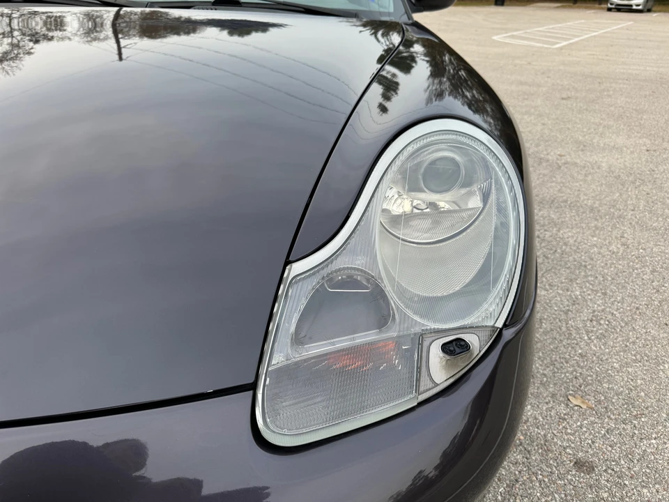 1998 Porsche 996 Carrera - Image 24 of 31