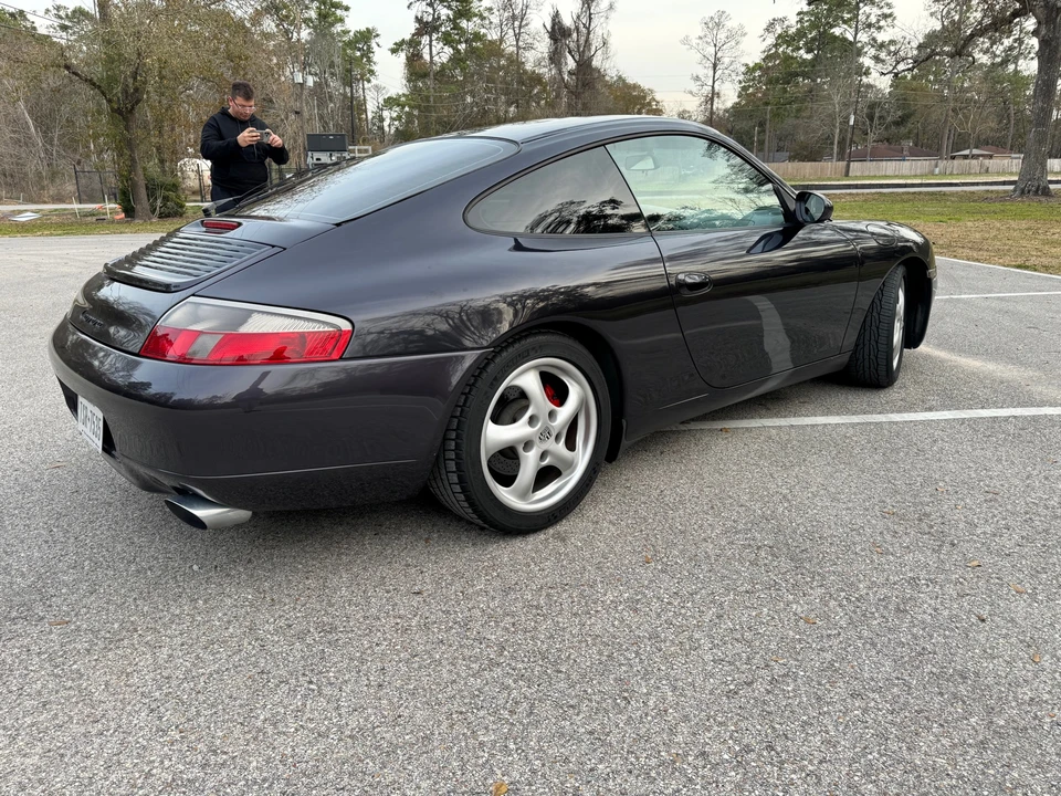 1998 Porsche 996 Carrera - Image 12 of 31