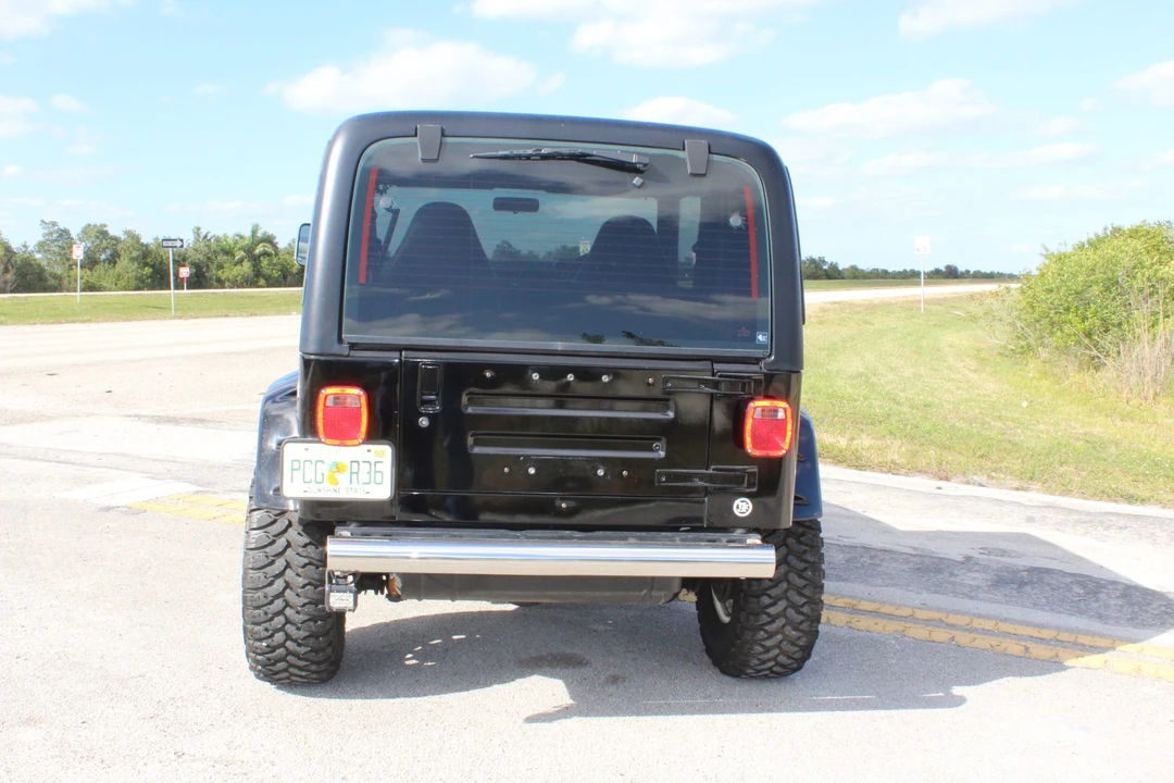 1999 Jeep TJ Wrangler - Image 21 of 31