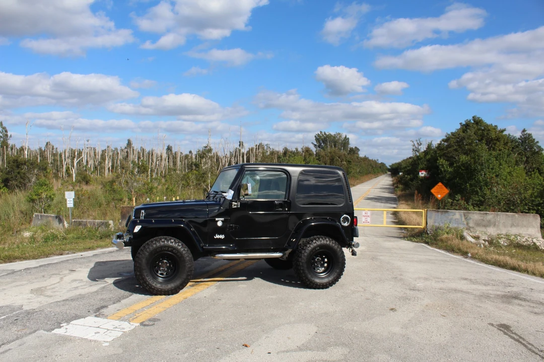 1999 Jeep TJ Wrangler - Image 28 of 31
