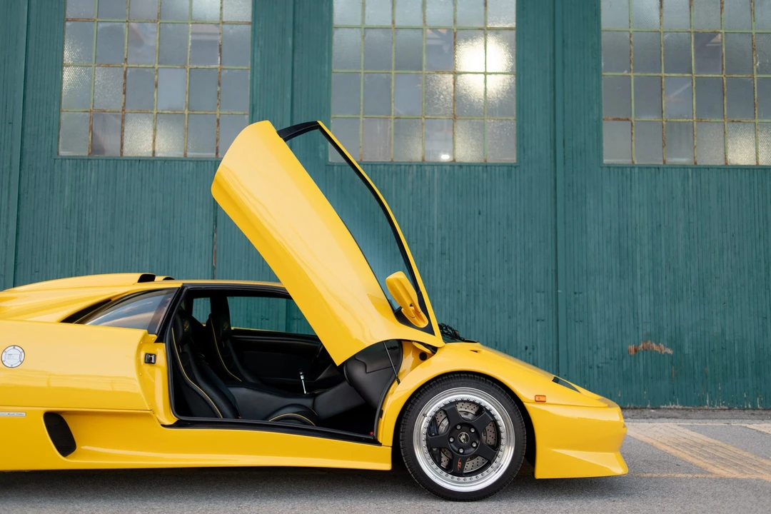 1999 Lamborghini Diablo SV - Image 25 of 31