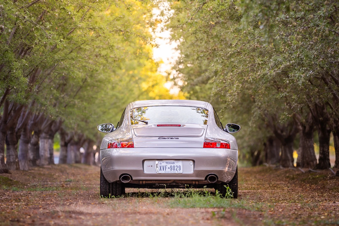 1999 Porsche 996 Carrera - Image 11 of 31