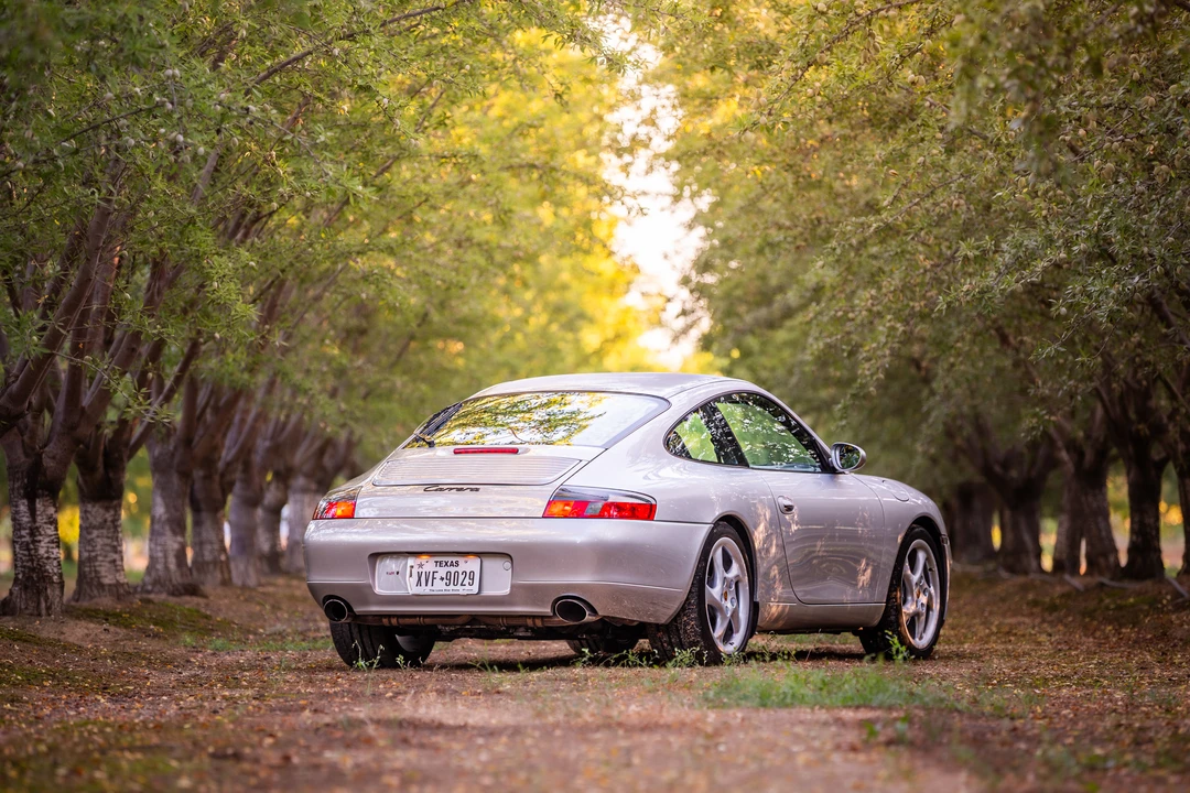 1999 Porsche 996 Carrera - Image 8 of 31