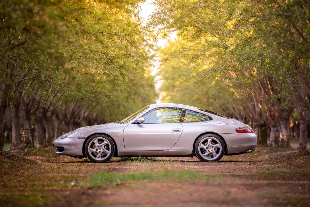 1999 Porsche 996 Carrera - Image 14 of 31