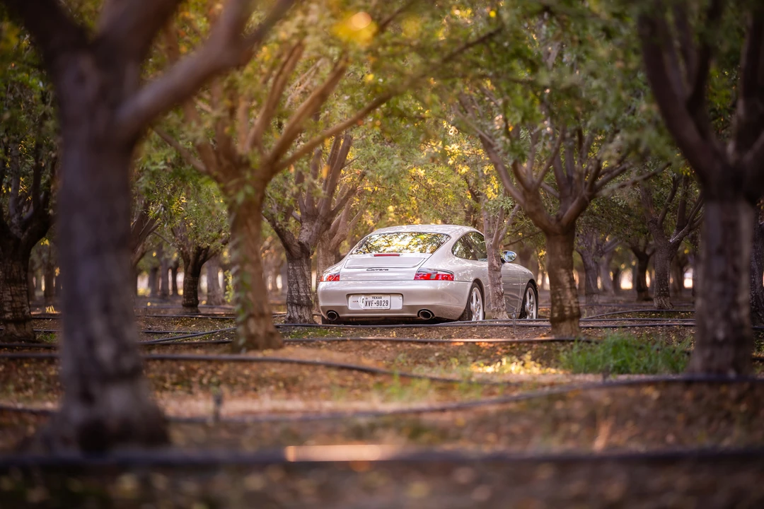 1999 Porsche 996 Carrera - Image 9 of 31