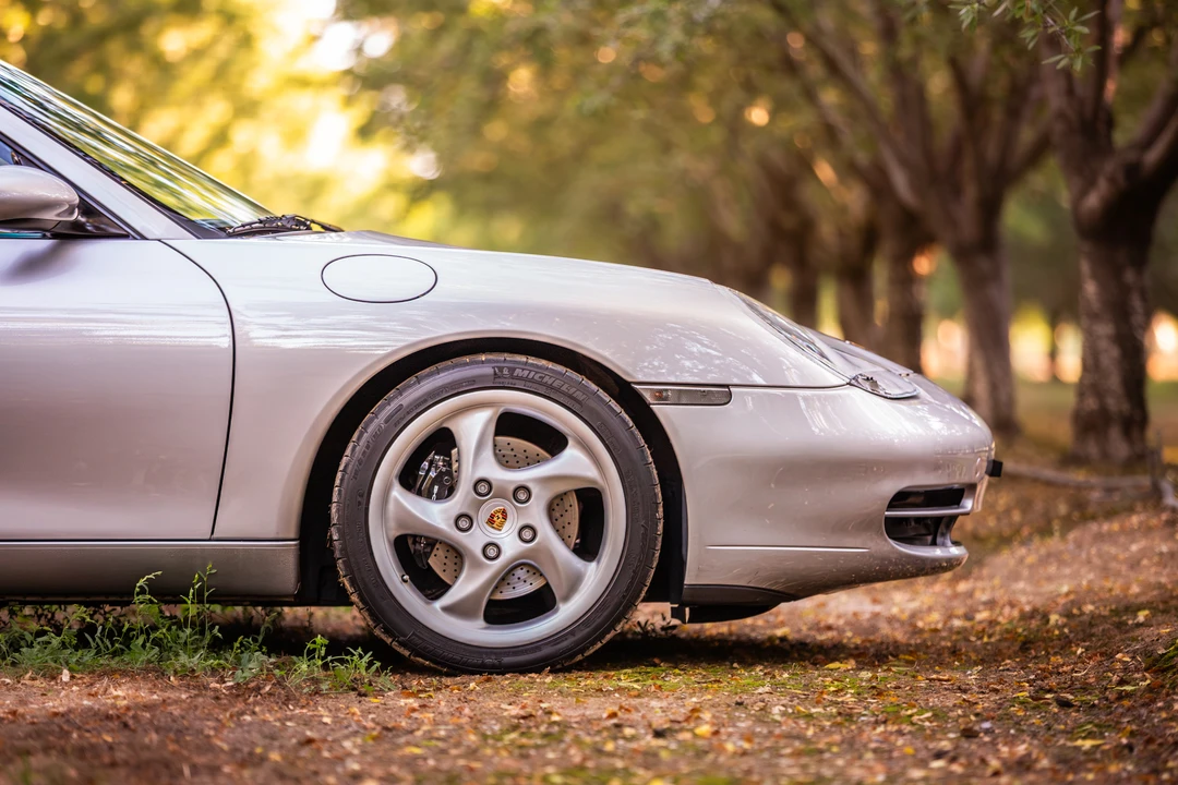 1999 Porsche 996 Carrera - Image 15 of 31