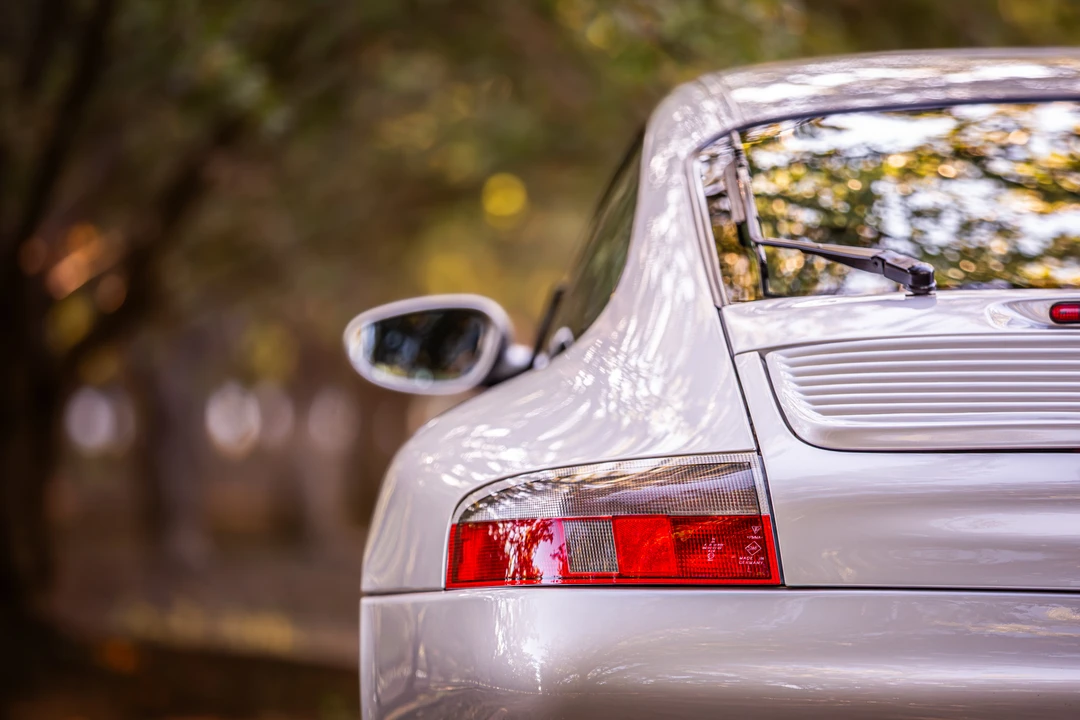 1999 Porsche 996 Carrera - Image 26 of 31