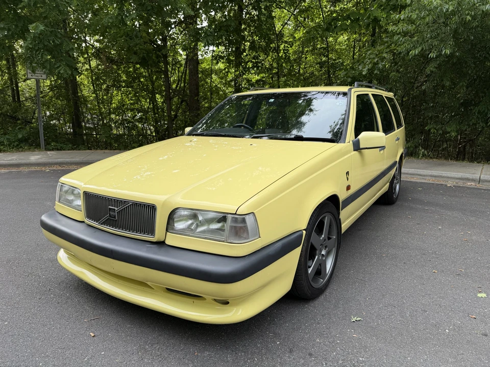 1995 Volvo 850 T-5R - Image 2 of 31