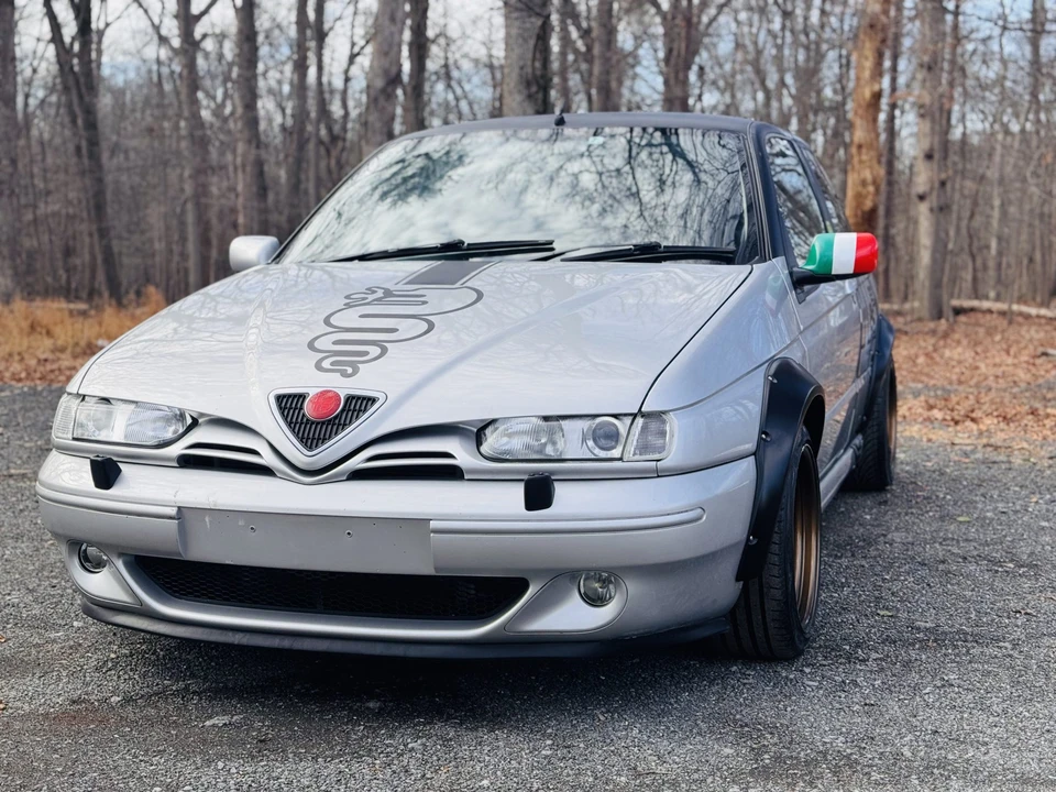 2000 Alfa Romeo 145 Quadrifoglio - Image 2 of 31