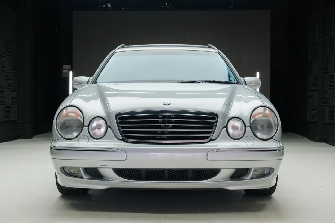 2000 Mercedes-Benz W210 E-Class - Image 5 of 31