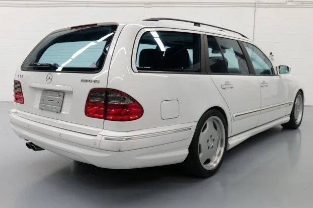 2000 Mercedes-Benz W210 E 36 & E 50 & E 55 & E 60 AMG - Image 2 of 7