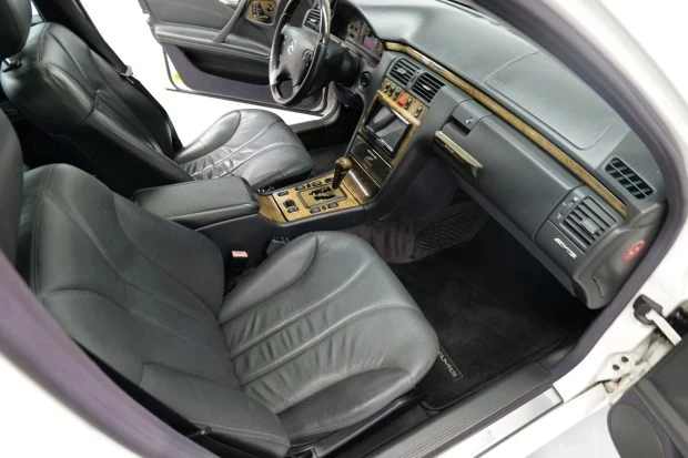 2000 Mercedes-Benz W210 E 36 & E 50 & E 55 & E 60 AMG - Image 4 of 7