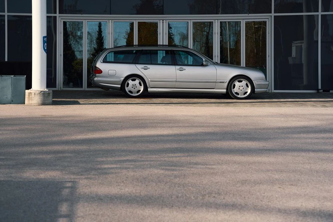 2001 Mercedes-Benz W210 E-Class - Image 19 of 31