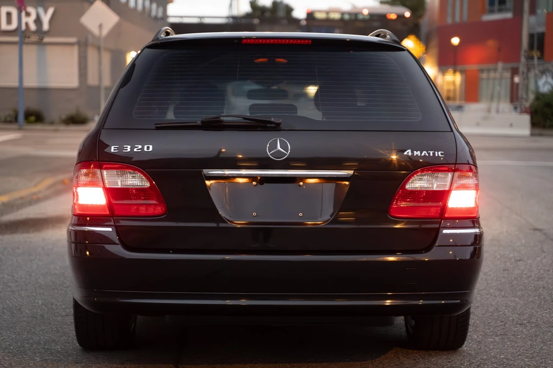 2004 Mercedes-Benz W211 E-Class - Image 15 of 31