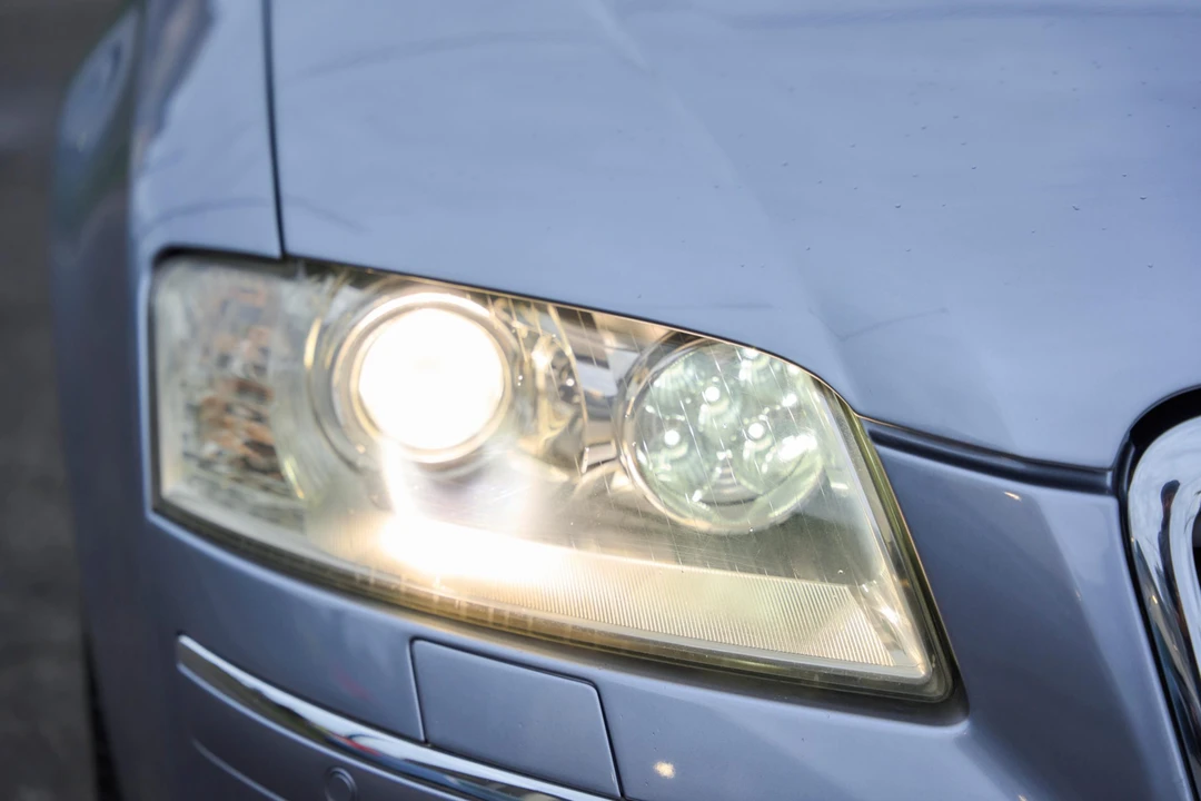 2005 Audi D3 A8 - Image 25 of 31