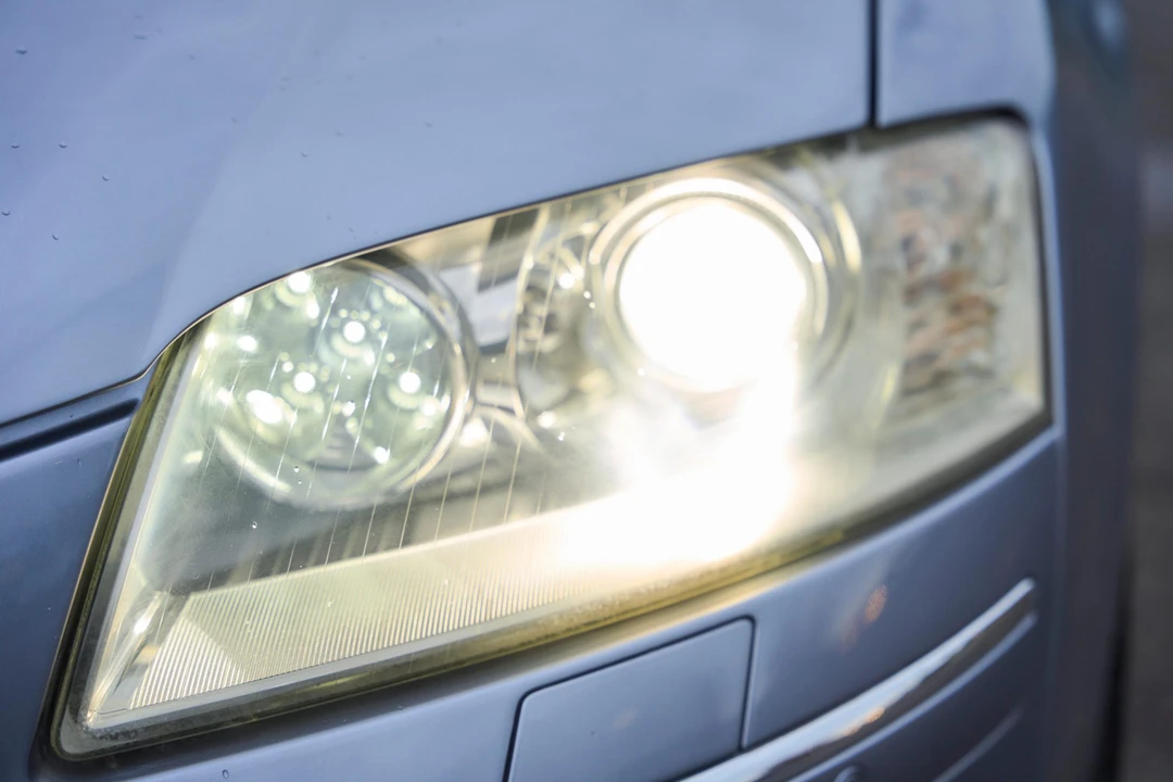 2005 Audi D3 A8 - Image 26 of 31