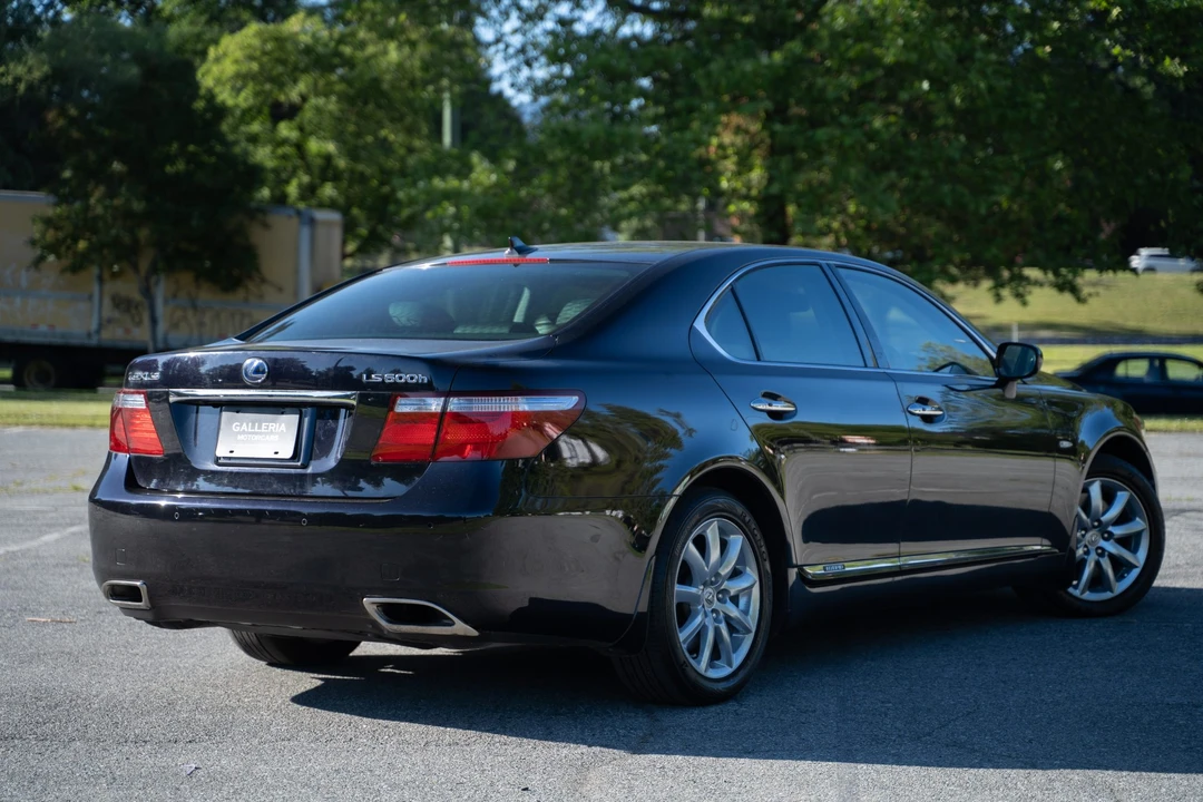 2008 Lexus LS 4th Gen - Image 19 of 31