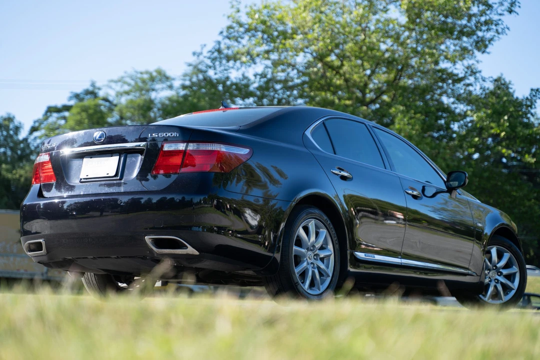 2008 Lexus LS 4th Gen - Image 20 of 31