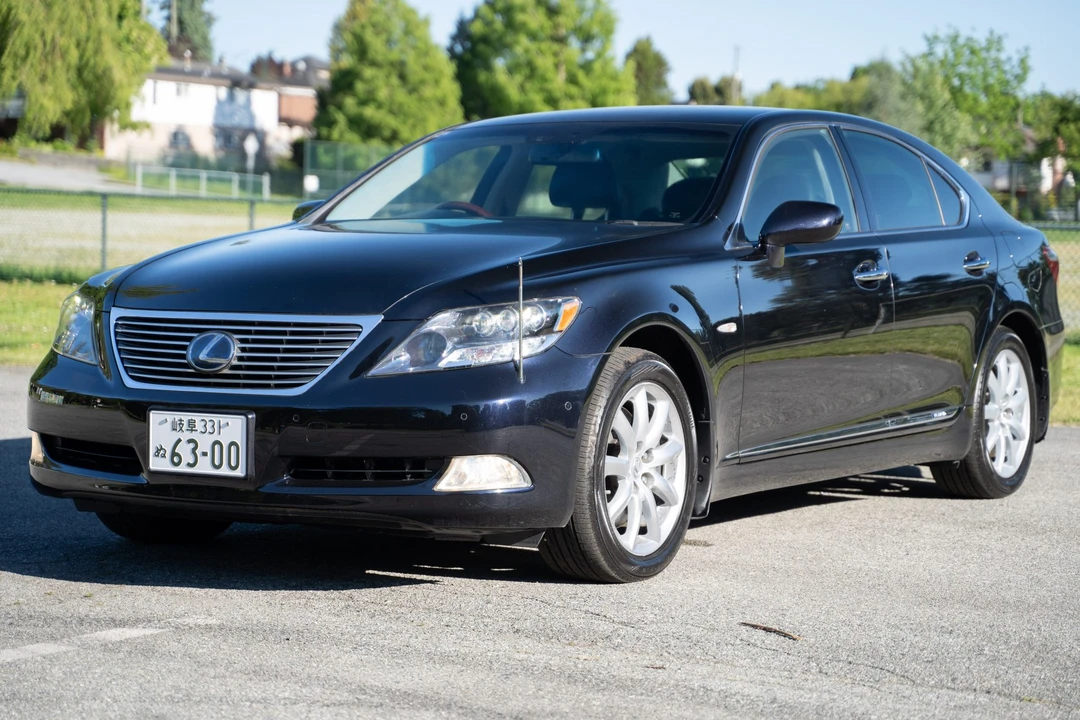 2008 Lexus LS 4th Gen - Image 2 of 31